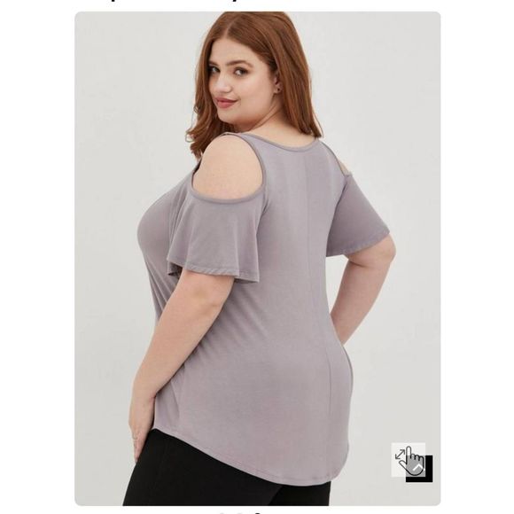 NWT Torrid Ghibli Howls Moving Castle cold shoulder top - Picture 2 of 6